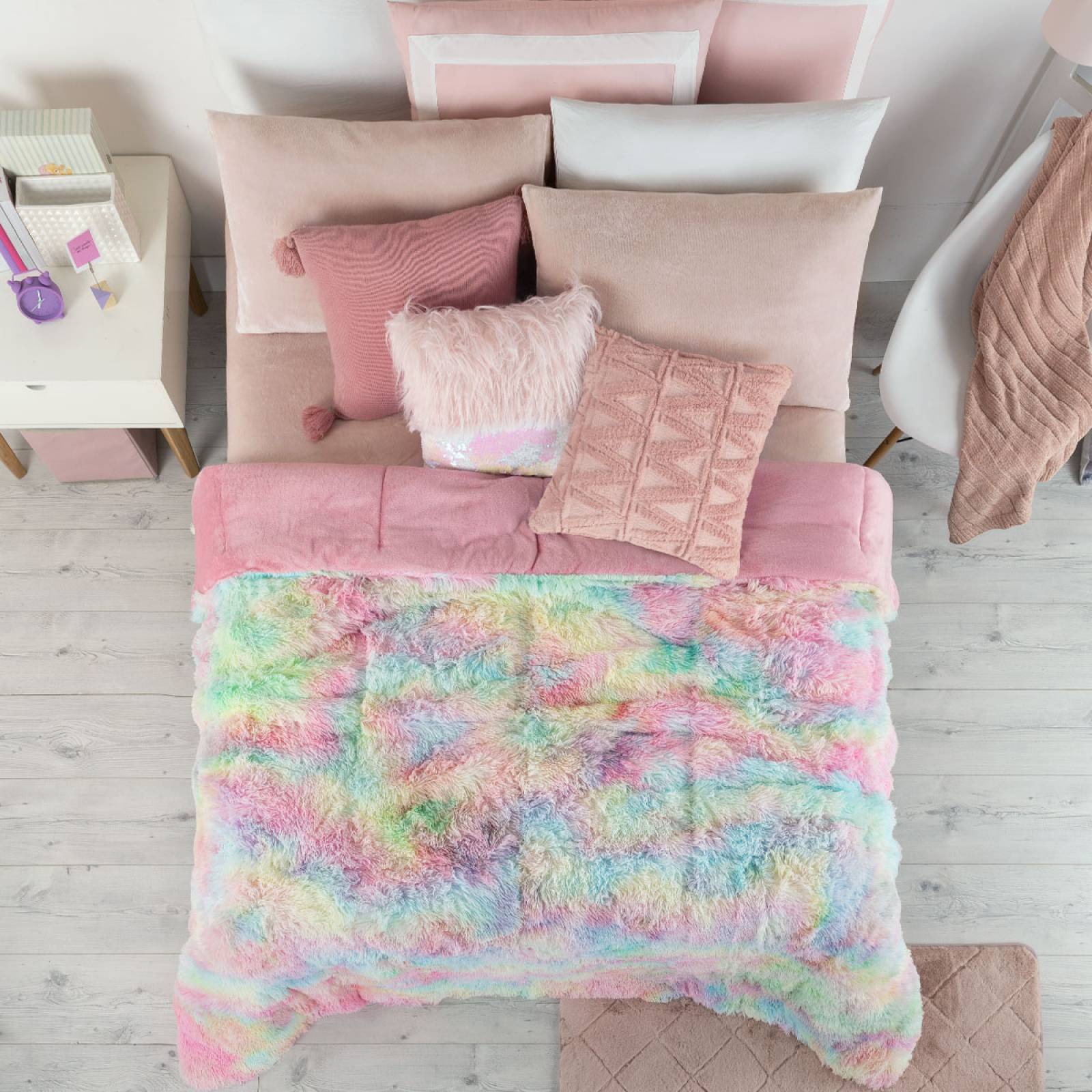 Cobertor Matrimonial Edredón Invernal Luxus Afelpado Alegre (multicolor) ESQUIMAL