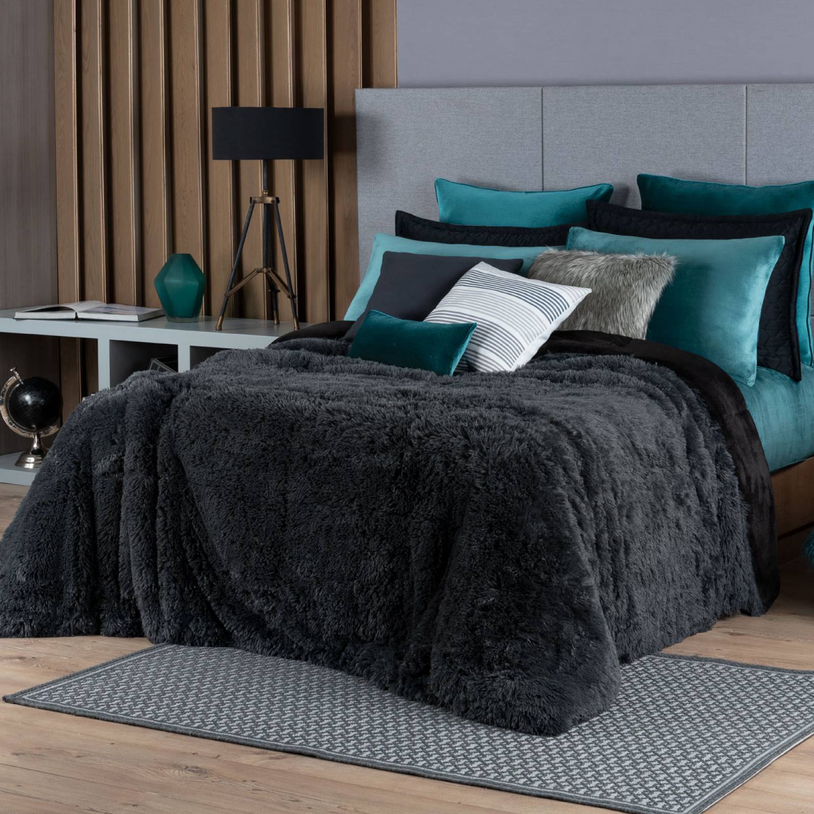 Cobertor King Size Jumbo Edredón Invernal Luxus Afelpado Renato (negro) ESQUIMAL