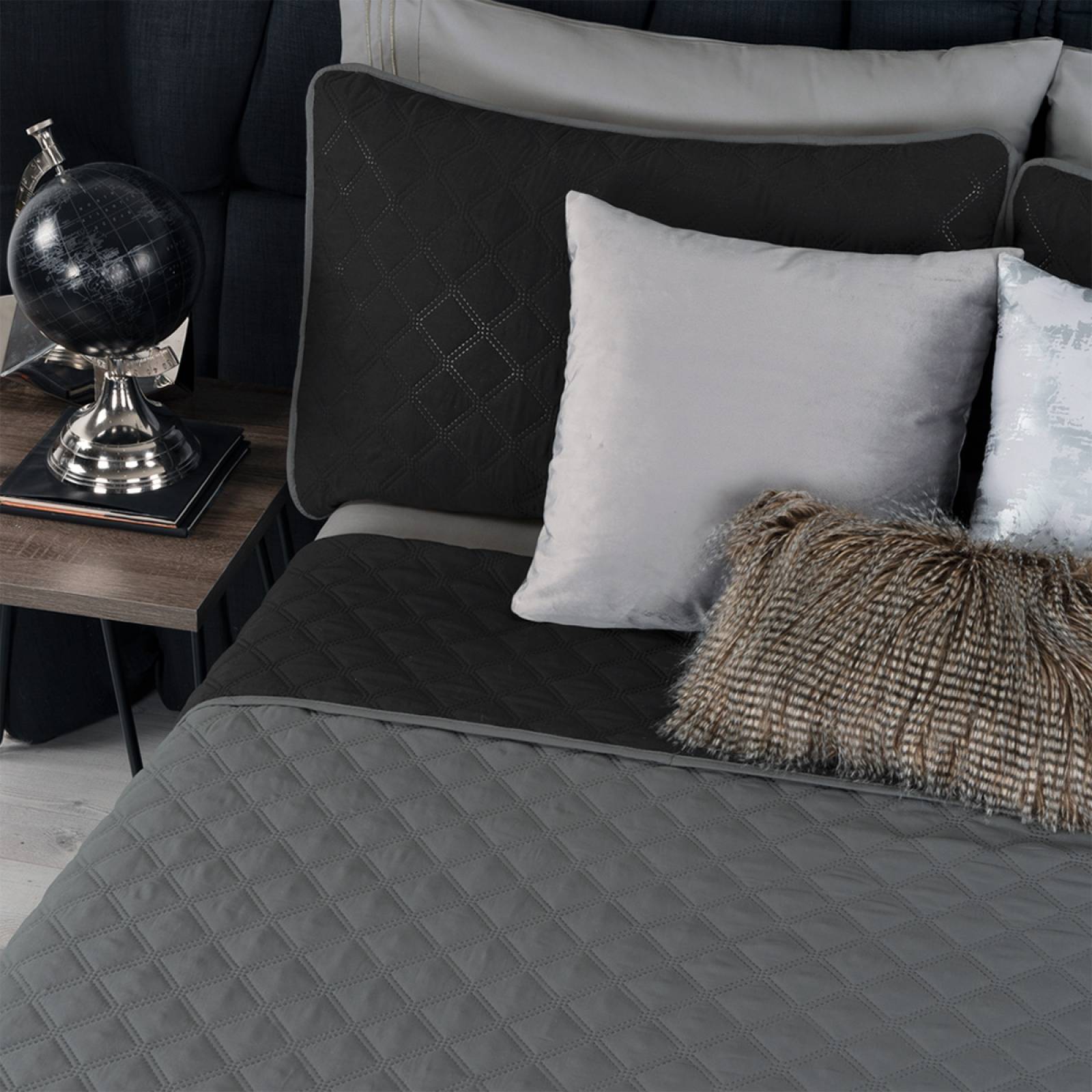 Edredón Ligero Queen Size Doble Vista con Funda Negro - Gris REAL TEXTIL.