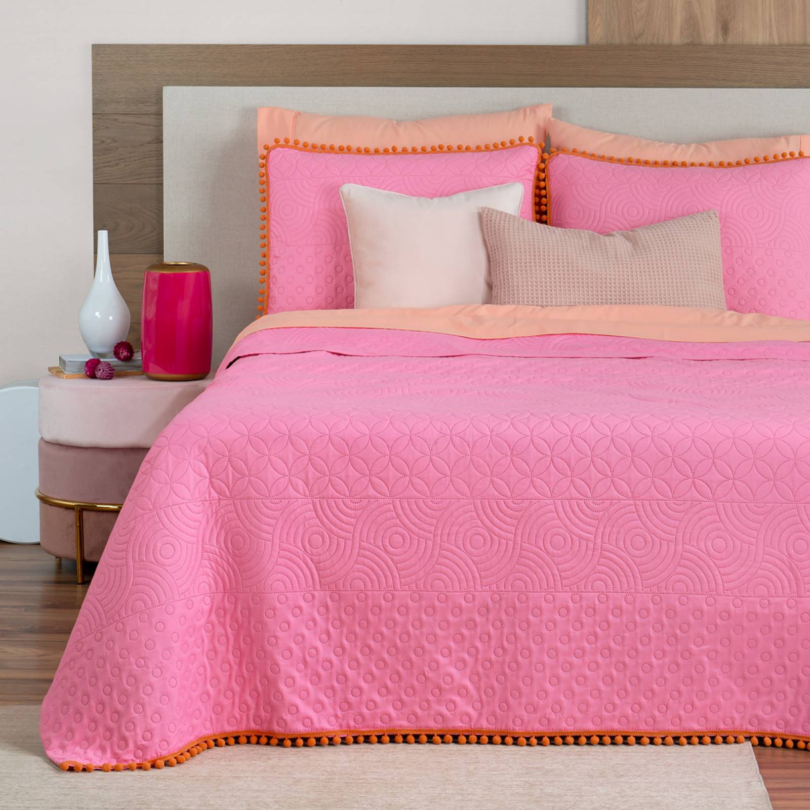 Edredón Ligero con Pompones King Size y Fundas de Almohada Rosa Naranja REAL TEXTIL.