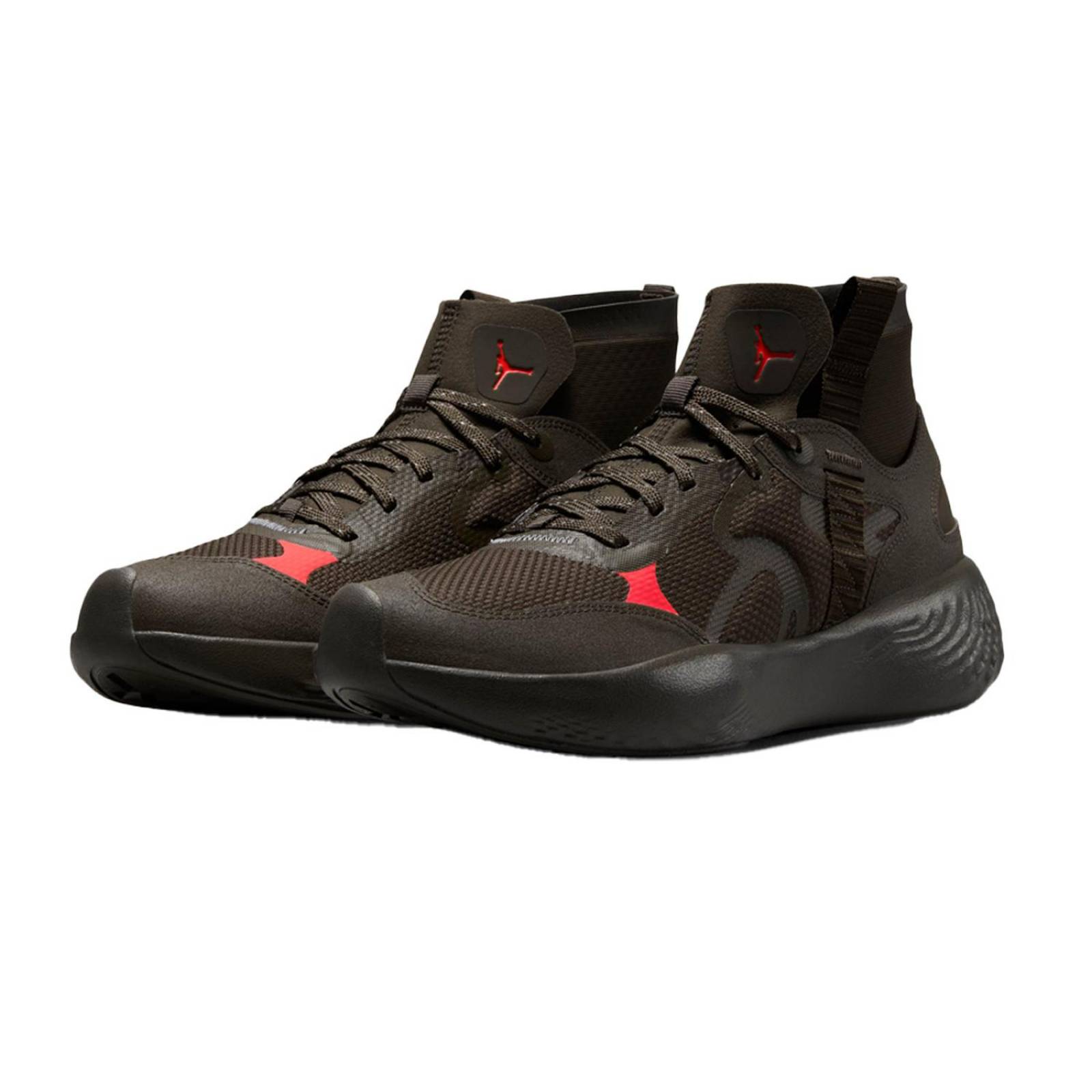 Tenis Jordan Delta 3 Mid Hombre DR7614206 