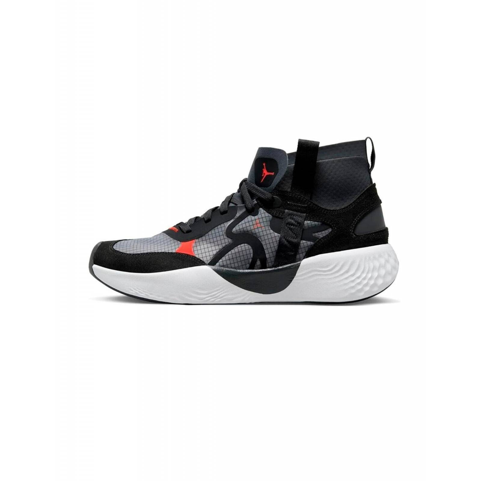 Tenis Jordan Delta 3 Mid Hombre DR7614060 