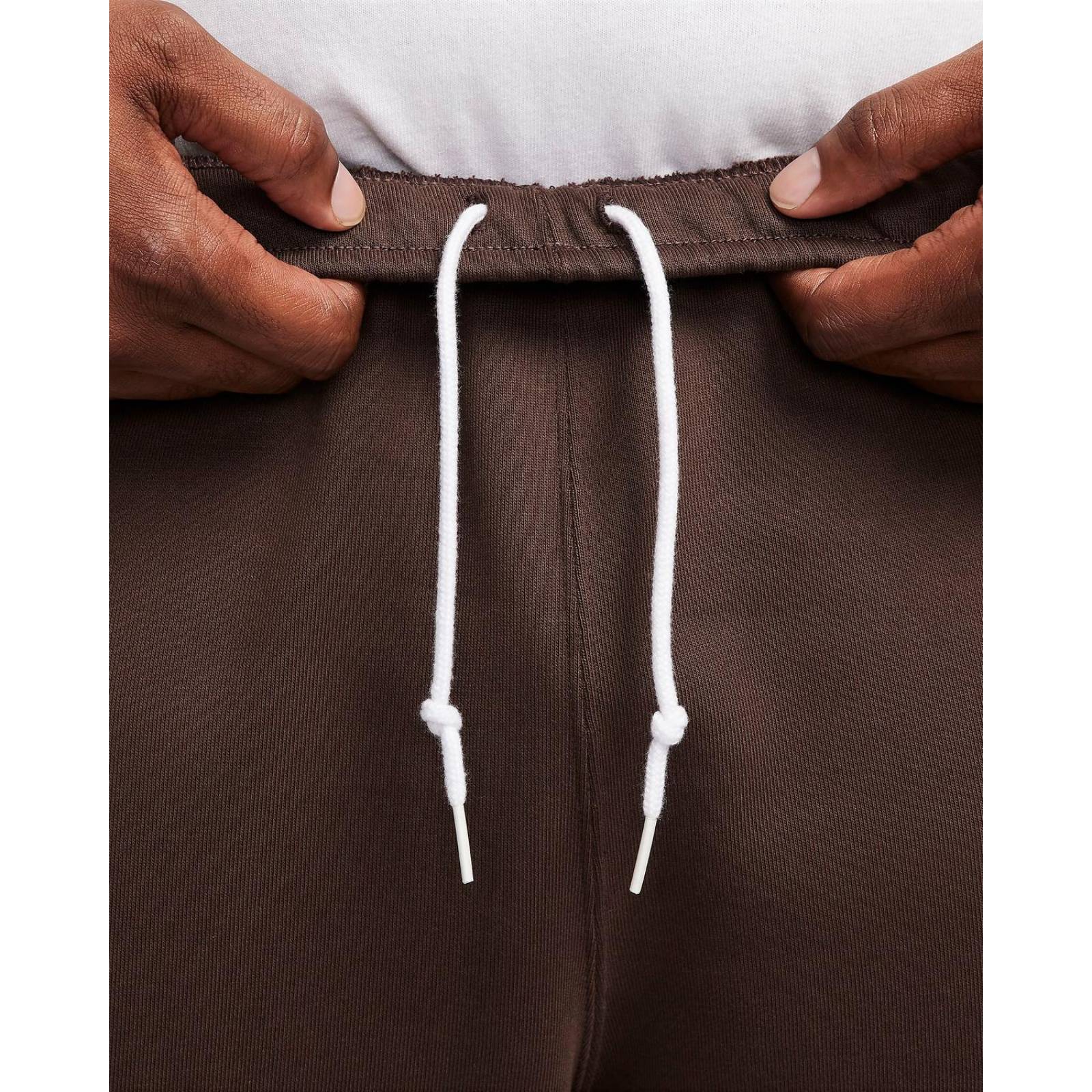 Pantalón Nike Solo Swoosh Hombre Café DX1364237 