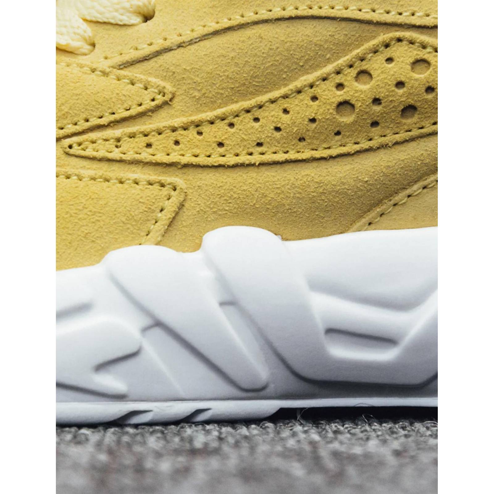 Tenis Fila Mindblower Amarillo Mujer RM00628723 