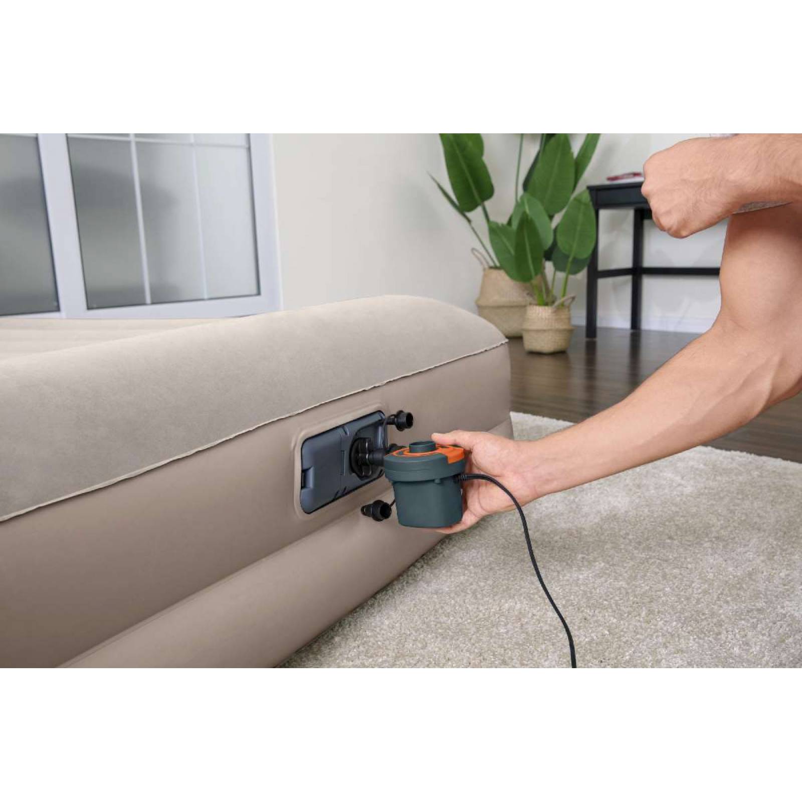 Bomba de Aire Elec Con 3 adaptadores de valvula caja (1)