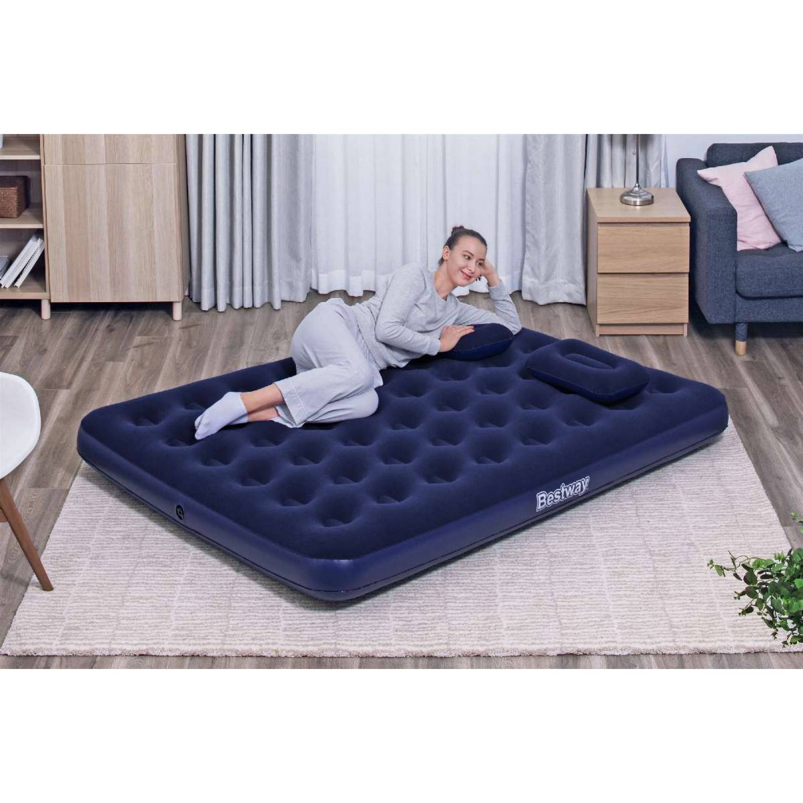 Colchon inflable queen con 2 almohadas y bomba 2.03x1.52x22cm Caja (1)