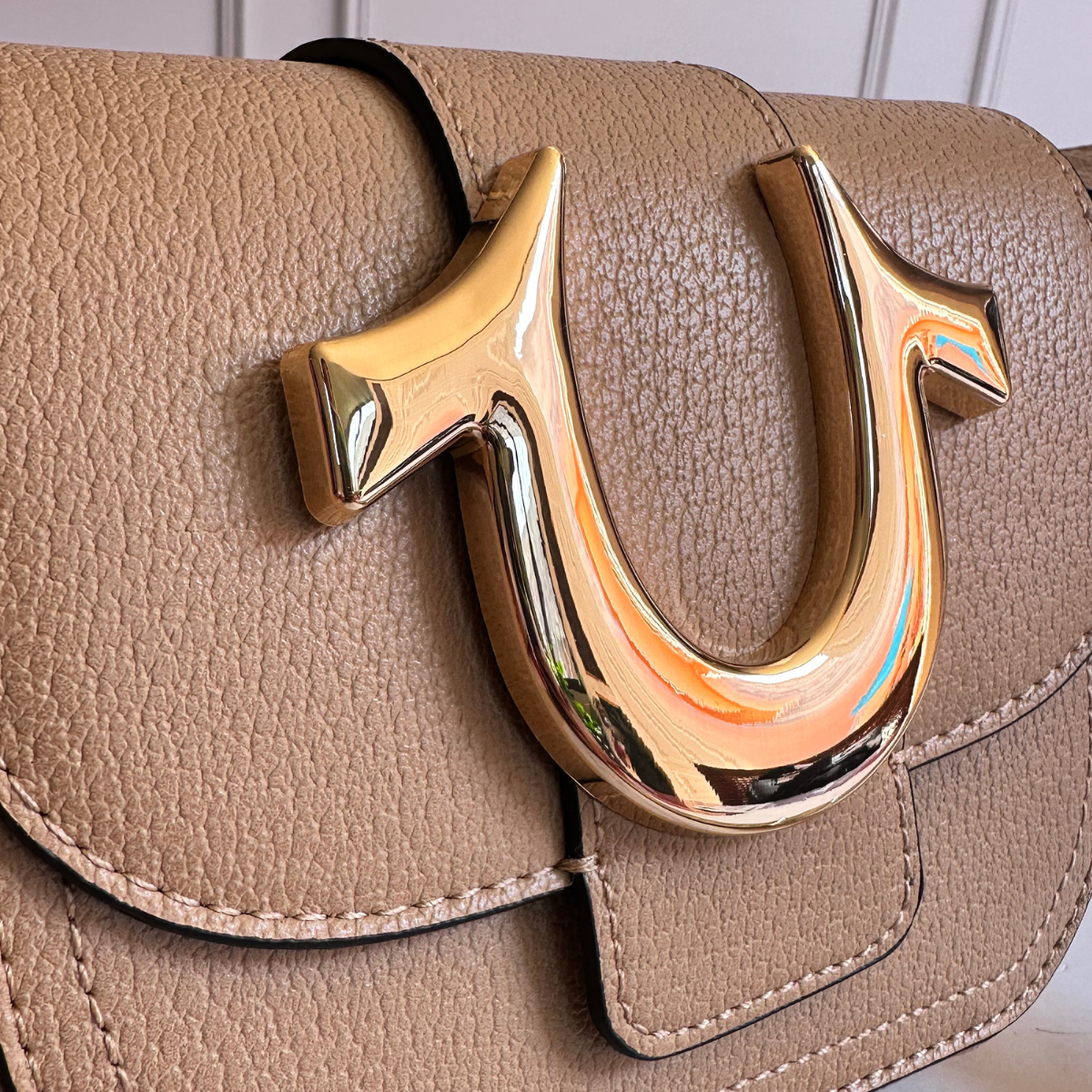 Crossbody True Religion