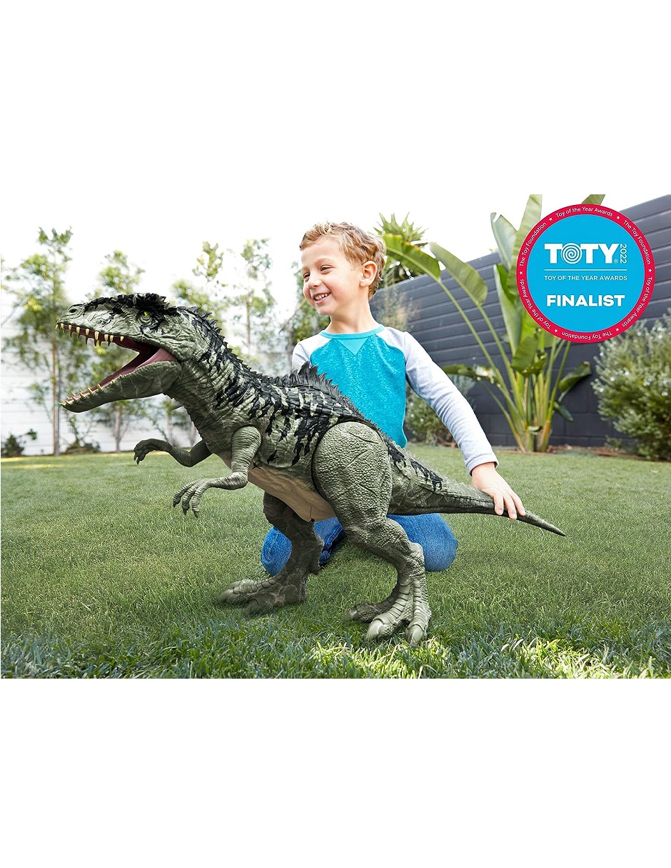 Always check your local Goodwill! Didn't expect to find anything and then I turn the corner to see a Jurassic World Dominion Super Colossal Giganotosaurus. Only $2.99 with 30% off this week