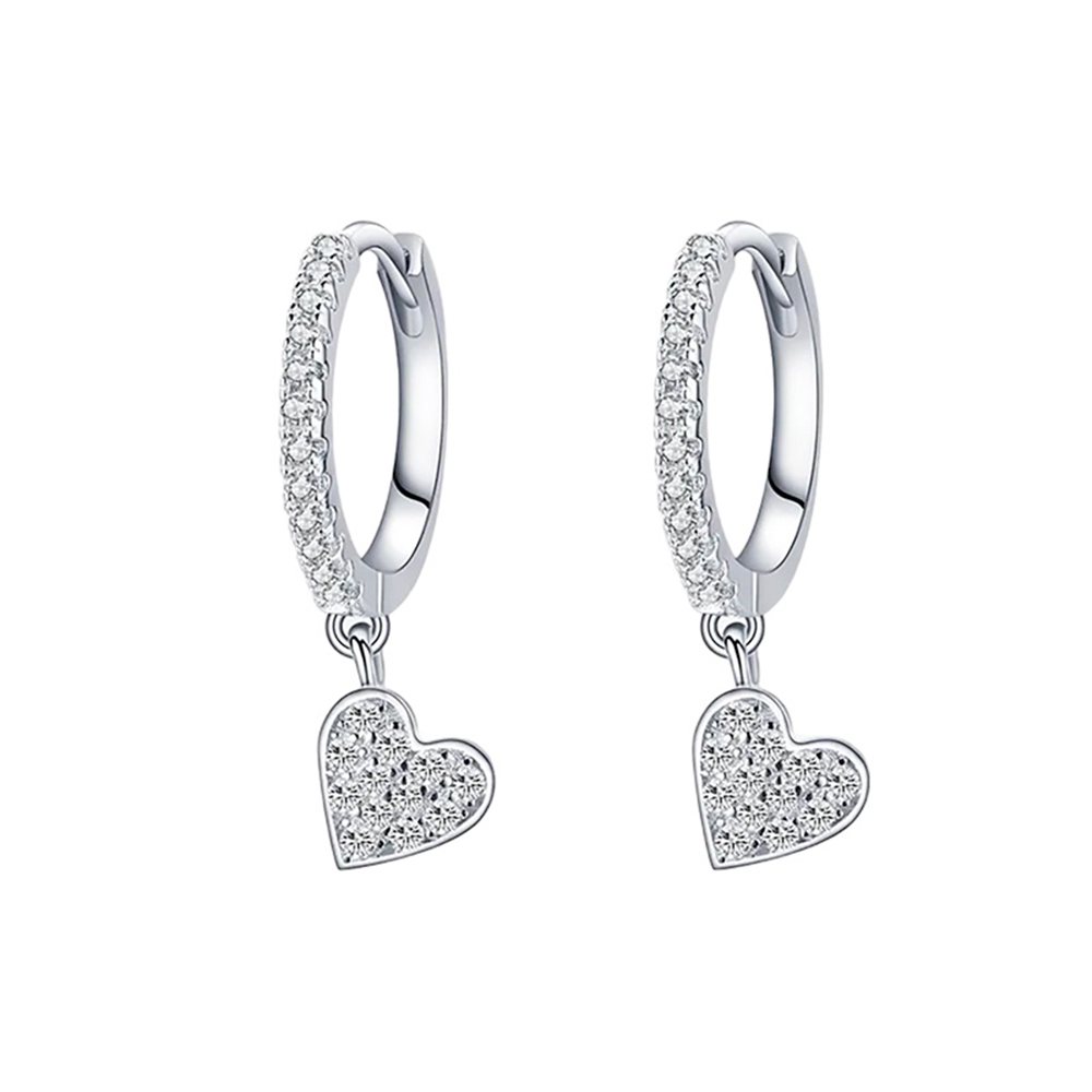 Aretes Tipo Huggies Con Colgante De Corazon.