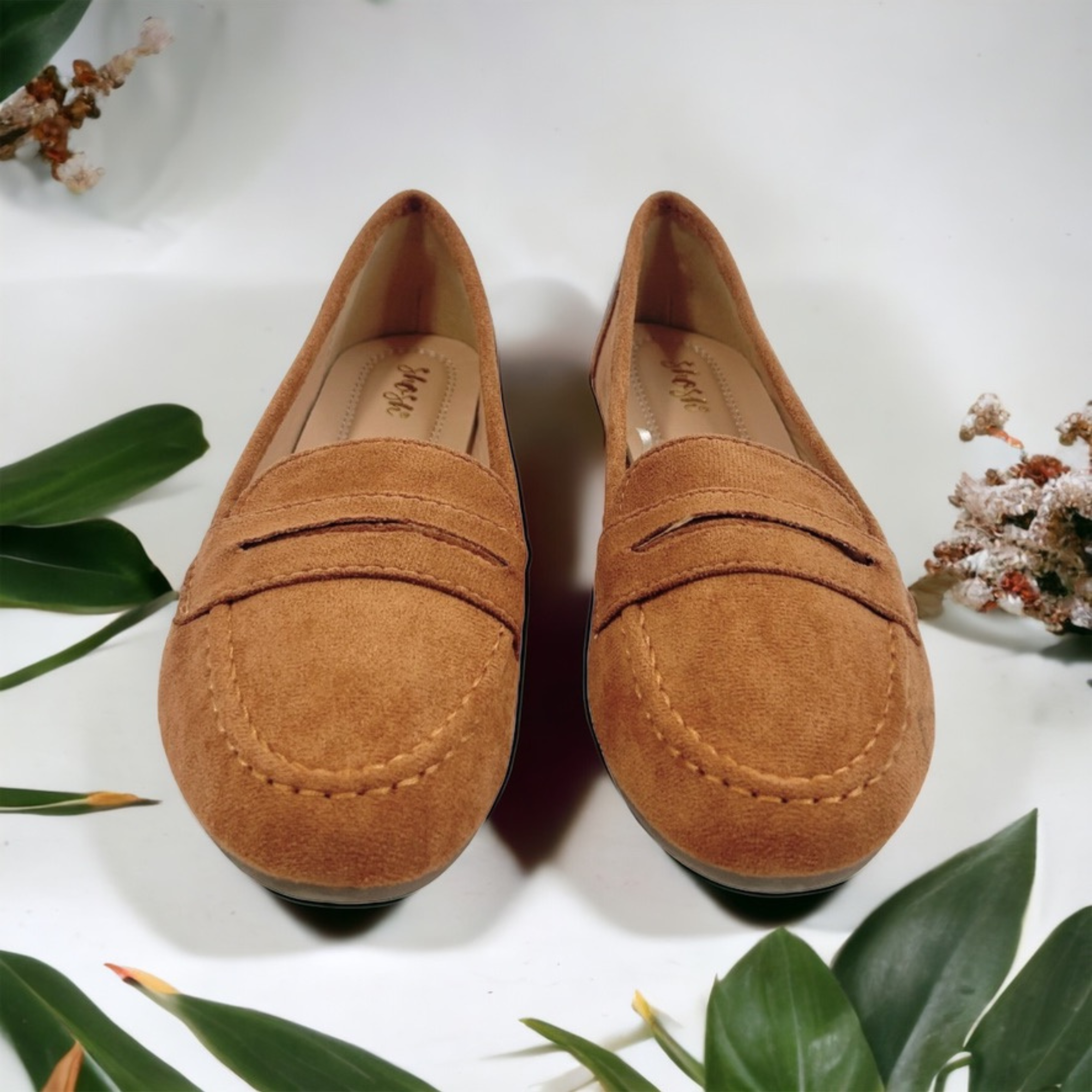 Mocasines loafer de gamuza cómodos y suaves para mujer de color camel, Ballerinas confort casuales y elegantes de gamuza para mujer de color café, Zapatos sin tacón de gamuza para uso diario con hebilla de gamuza para mujer