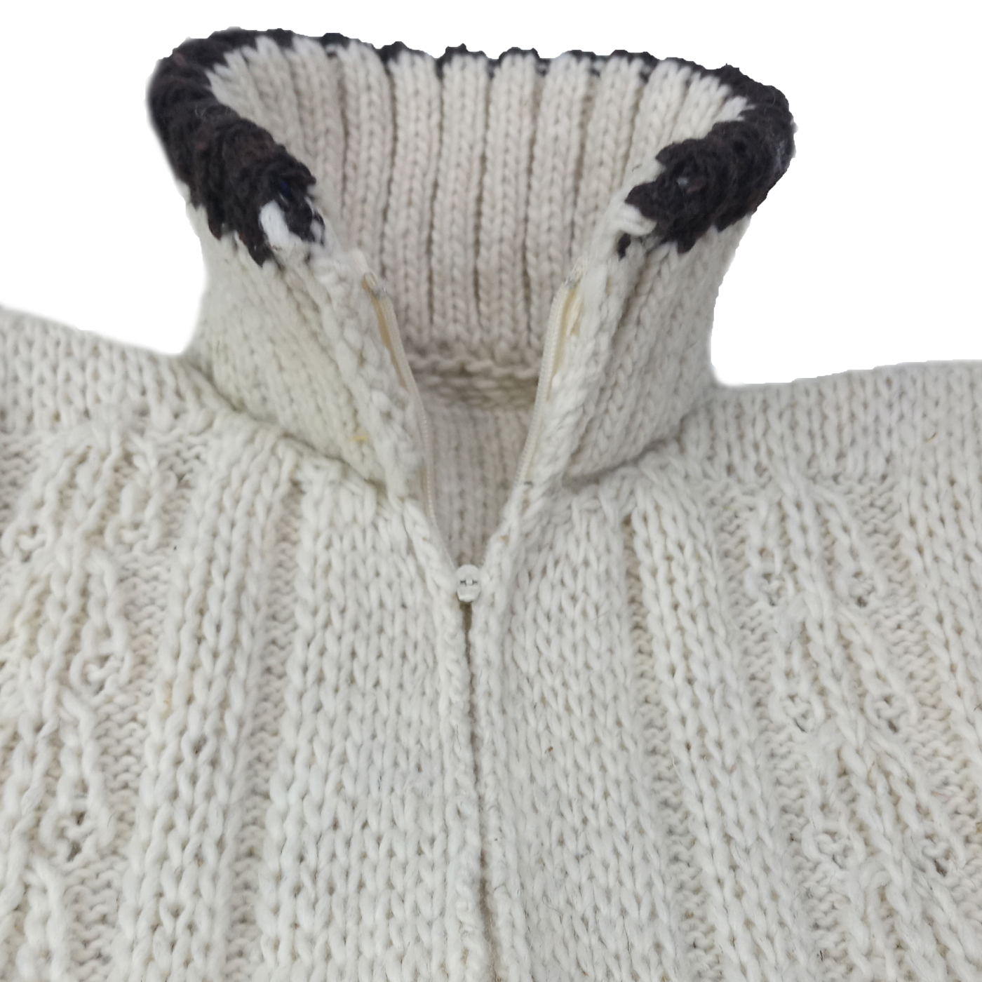 Suéter Chamarra de lana natural de oveja en color beige.