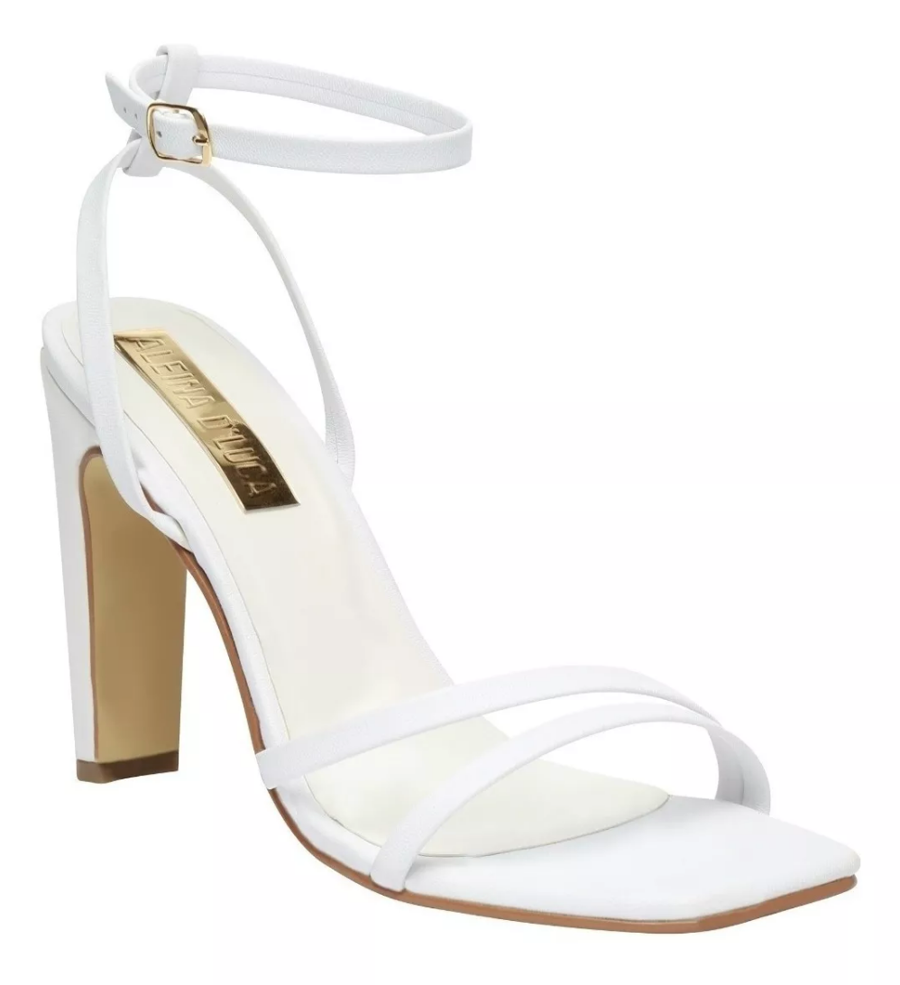 Sandalias de tacón color blanco elegantes para toda ocacion