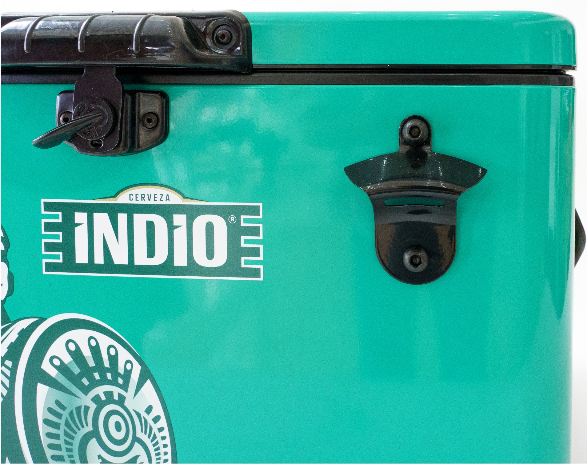 Hielera Metálica Indio color verde de 30 lt con capacidad para 36 latas