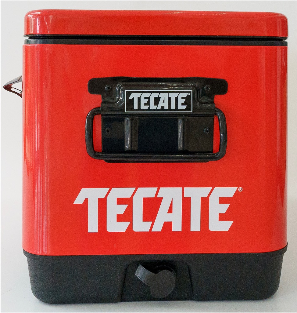 Hielera Metálica Tecate color rojo de 30 lts con capacidad para 36 latas