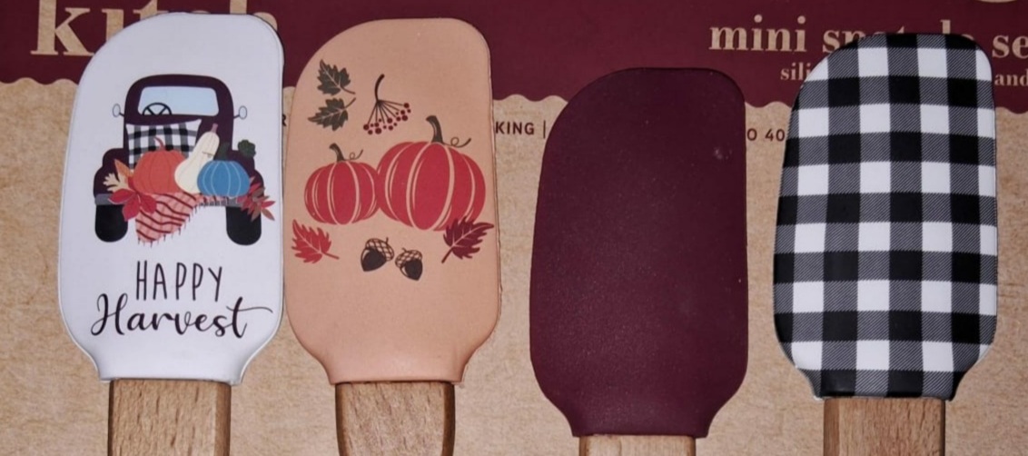 Set De 4 Piezas Espátulas Miserables Para Repostería Cocina.