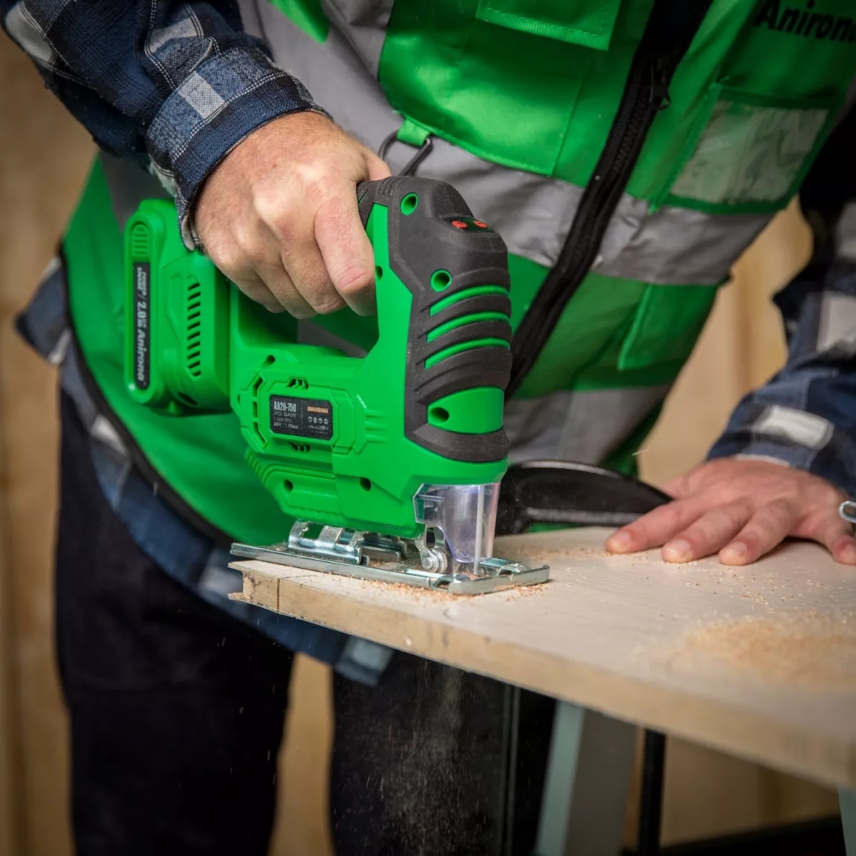 Sierra Caladora Inalámbrico Sin Carbones 2 Baterías Verde/Negro