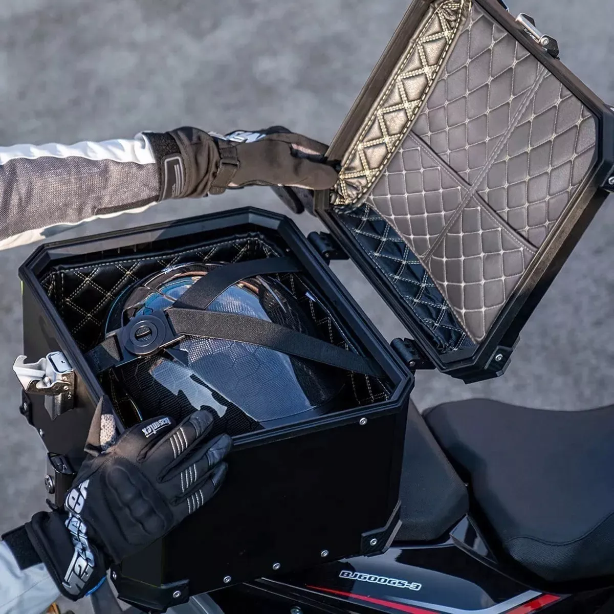 Caja Moto Top Case Aluminio Baul Trasero 45 L Negro