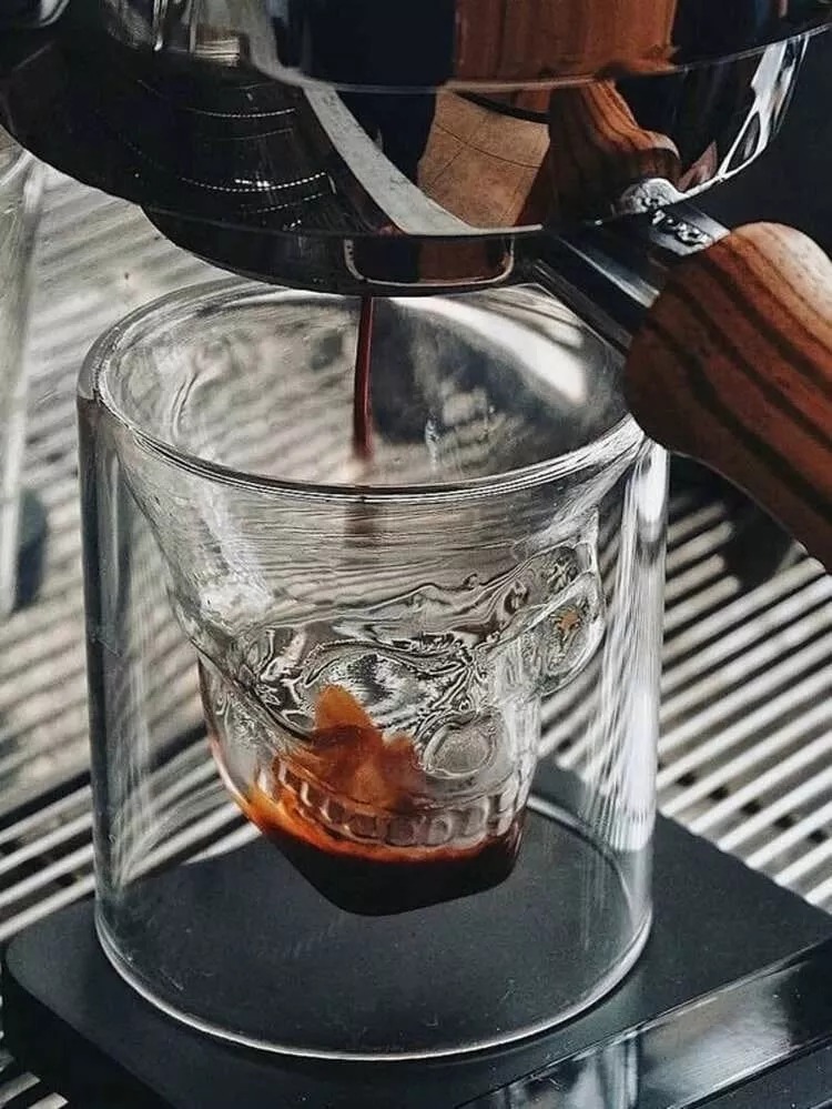 Set De Shots 2 Vasos Cristal Calavera Craneo 13 Cm (2 Pzas).