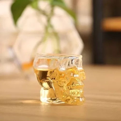 2 Vasos De Cristal En Forma Calavera Whisky Vodka Cerveza