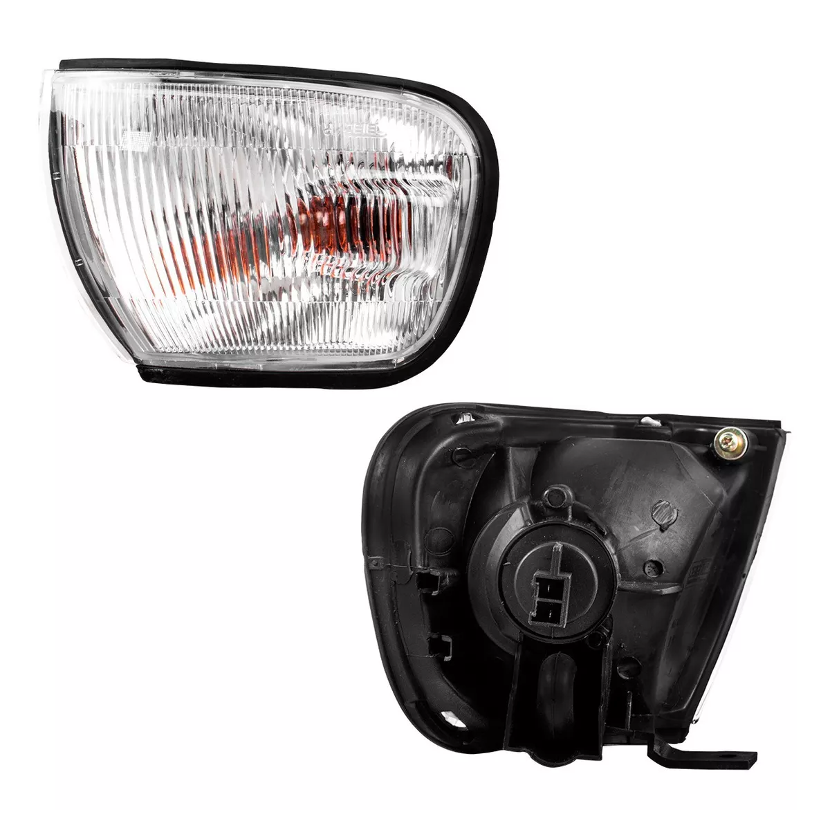 Par De Cuartos Tsuru 3 2001-2017 