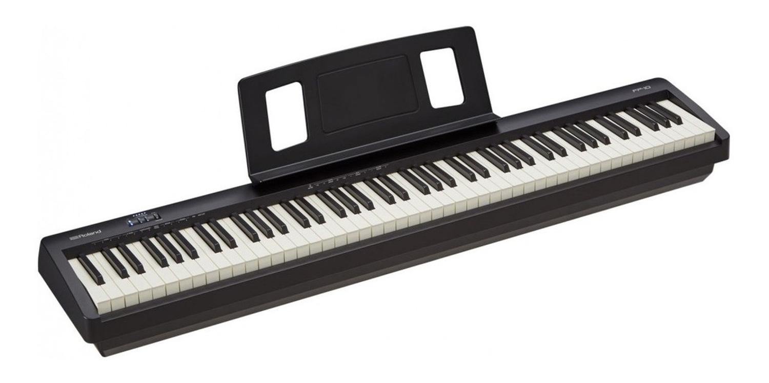 Roland Fp-10-bk Piano De 88 Teclas Paquete con funda y base.