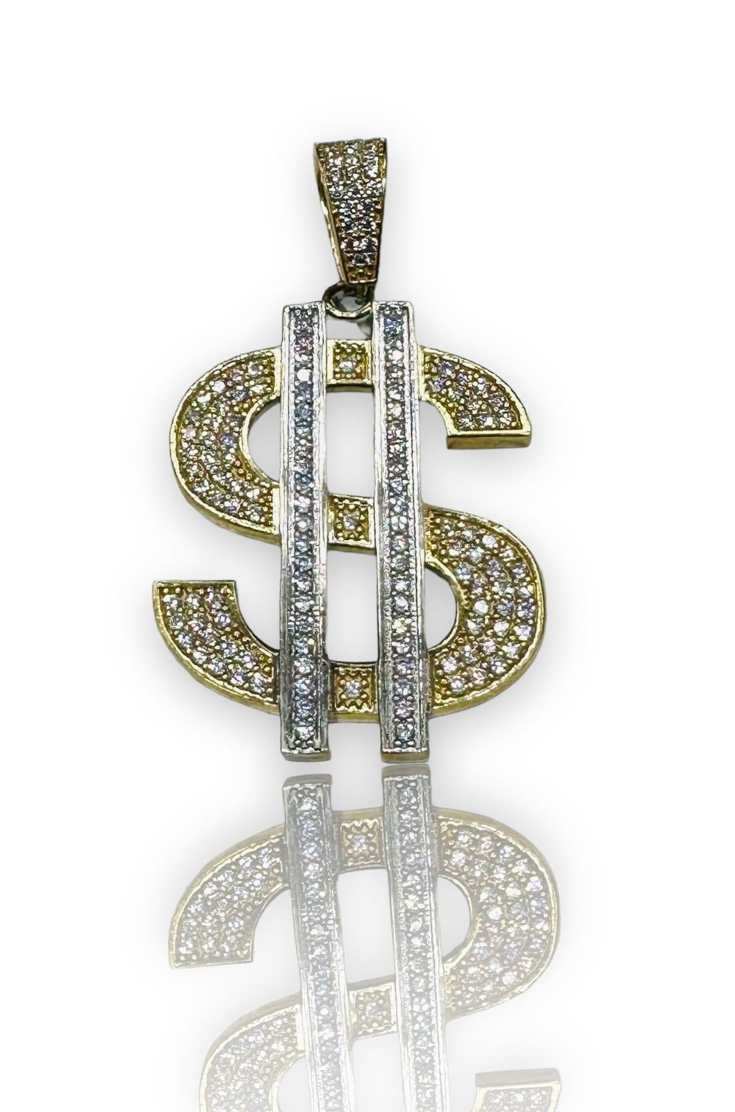 Dije Signo Dolar Oro 10 K + Obsequio.