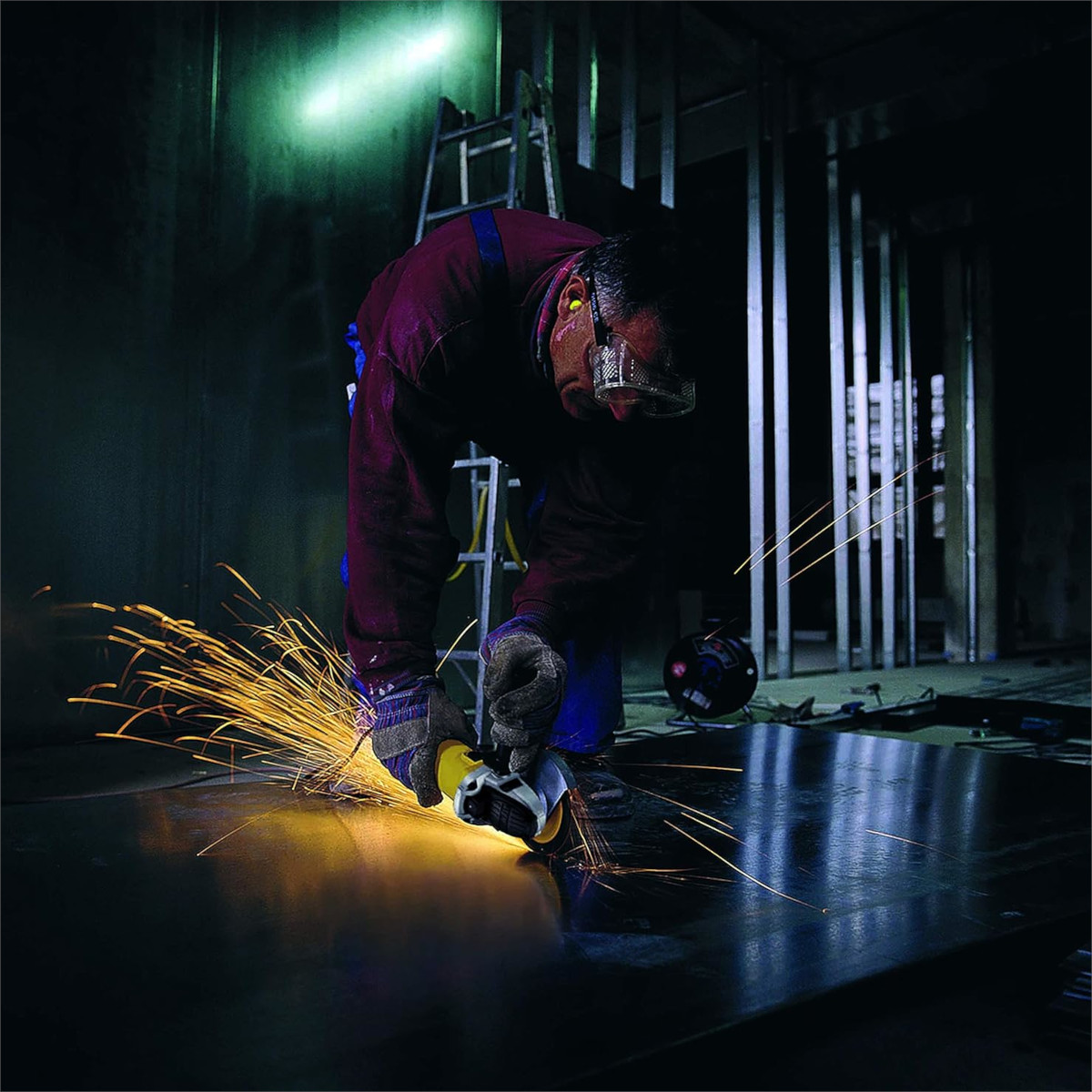 Esmerilador Angular DeWALT 4-1/2" 800W DWE4020-B3 1200(rpm).