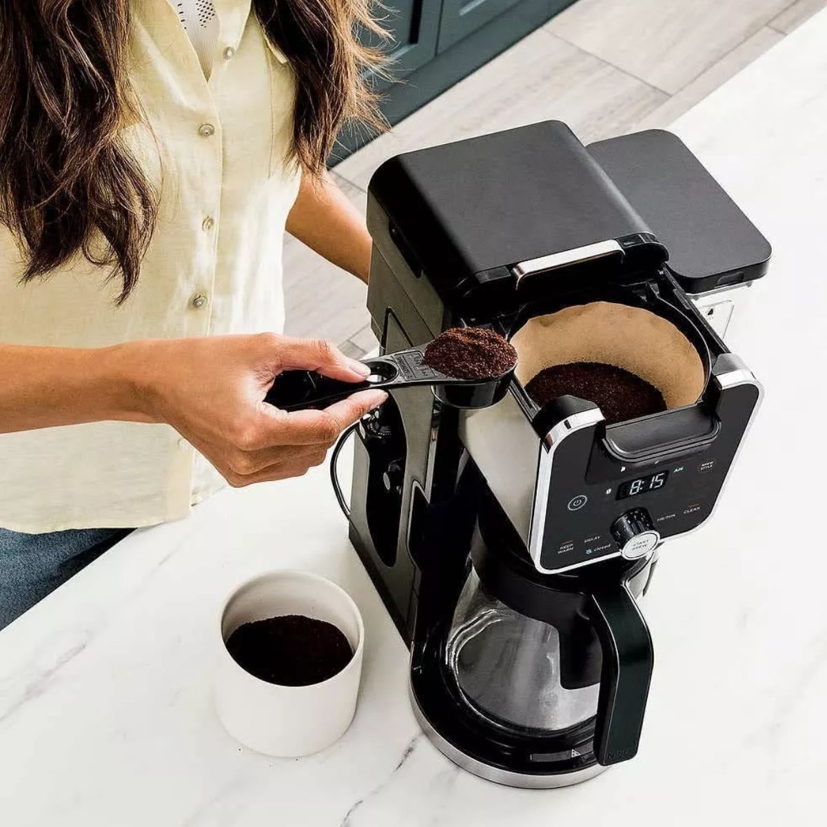 Cafetera DualBrew System Ninja Cápsulas y Molidos 14 Tazas CFP451 con espumador 