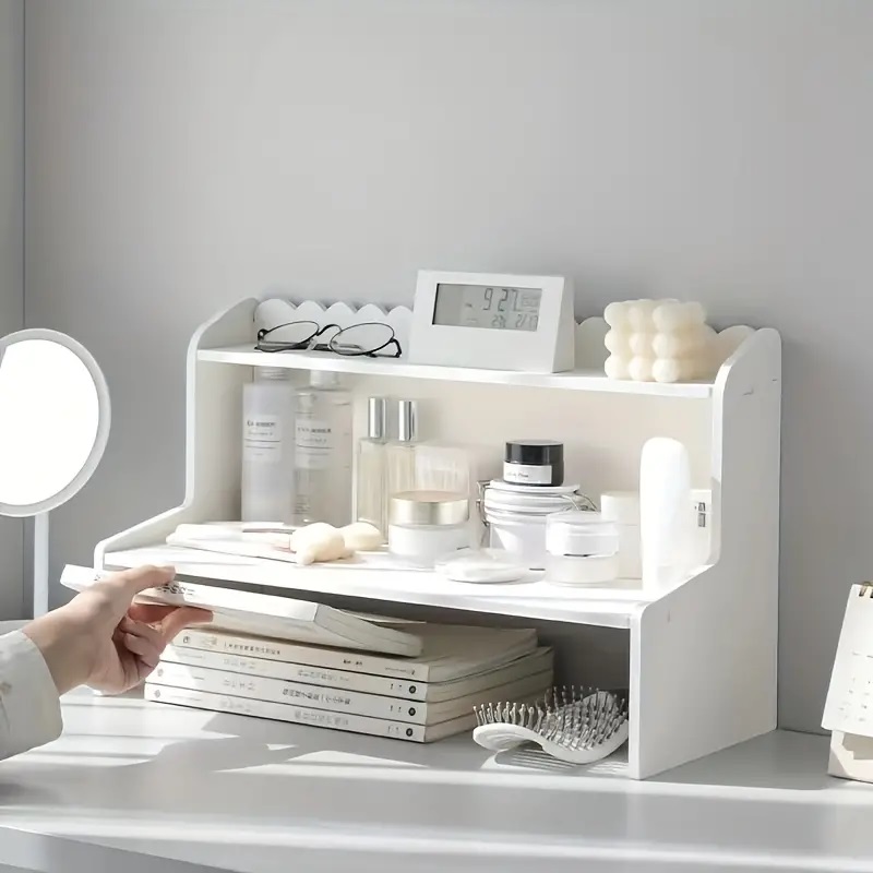 Organizador de escritorio para laptop.