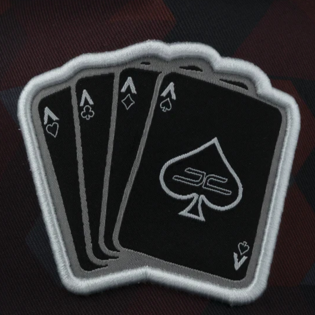 GORRA JC HATS POKER CAMO BURGUNDY 1694