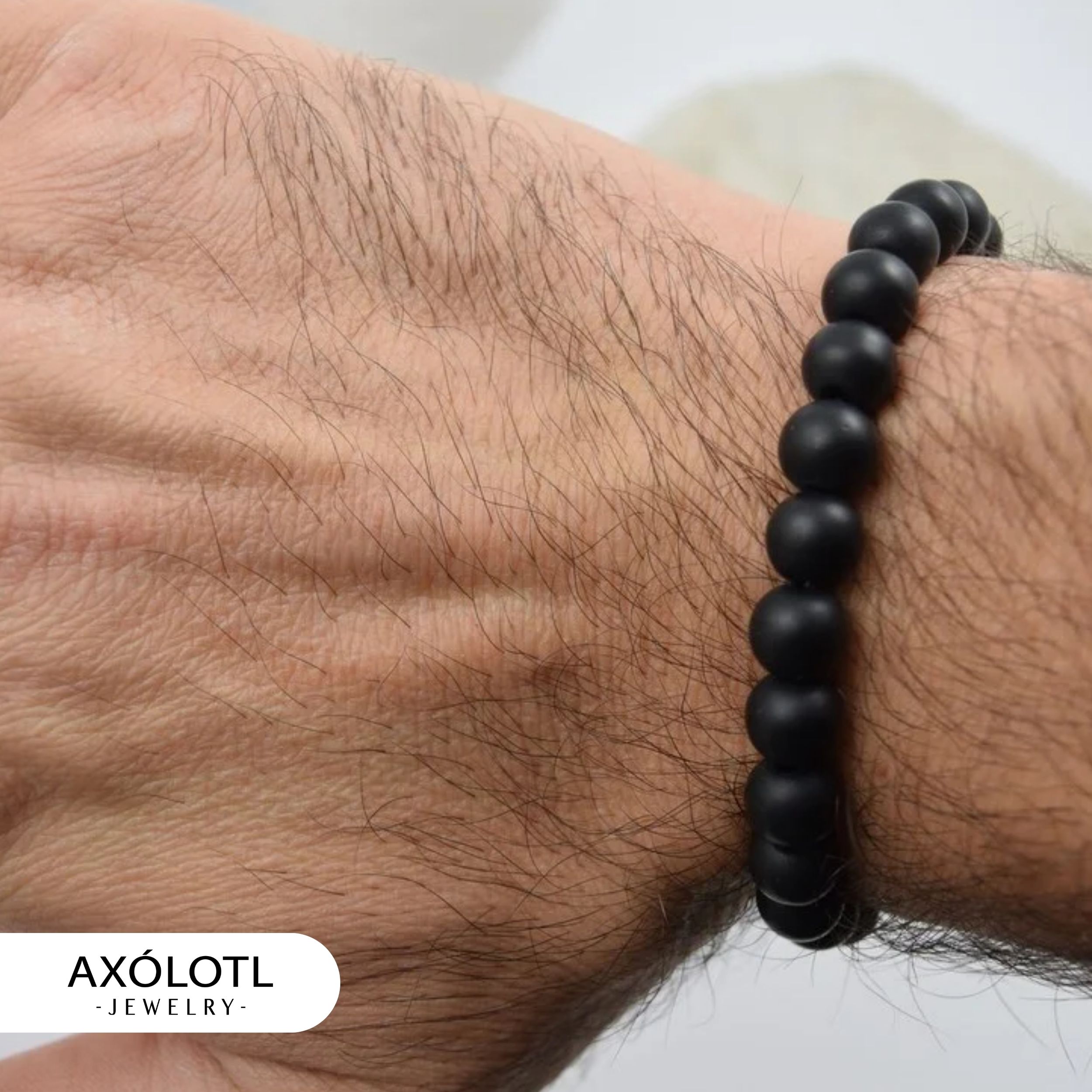 Elegante pulsera ajustable Axólotl Jewelry de piedra ónix para meditar, curativa y de protección.