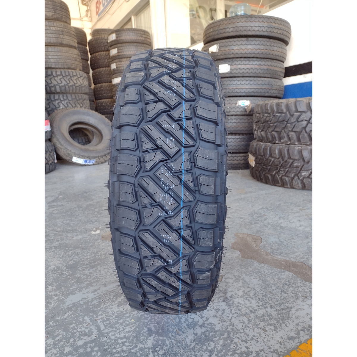 LLANTA 245/75R16 STARK R/T TODO TERRENO 111T P