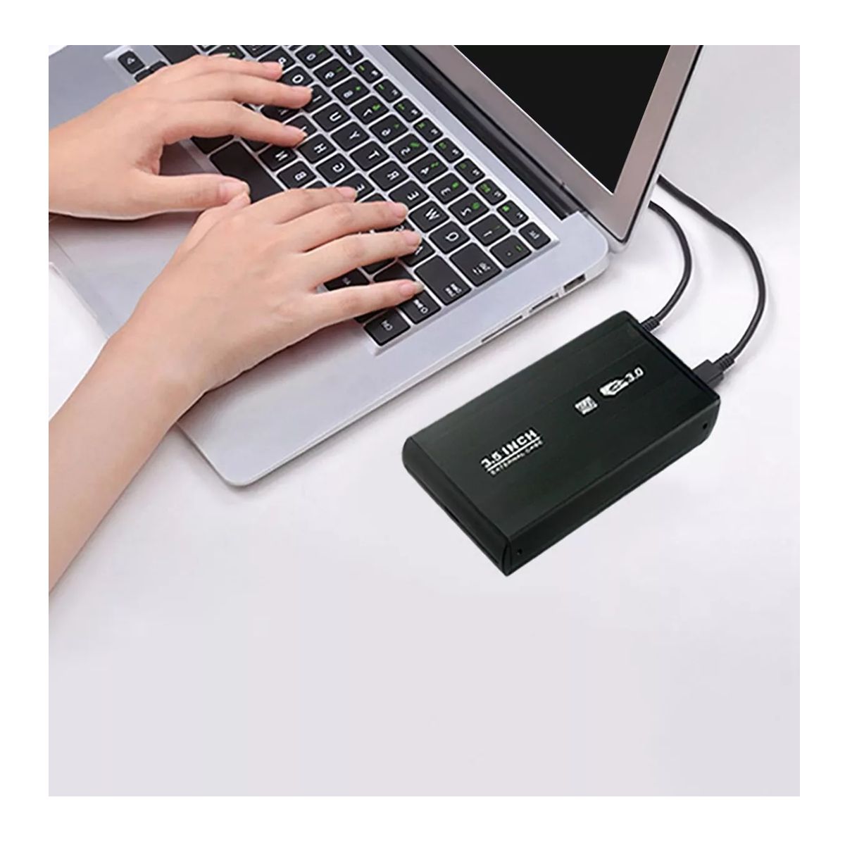 Gabinete Case Para Disco Duro 3.5 Sata A Usb 3.0 Hasta 4tb Plata.