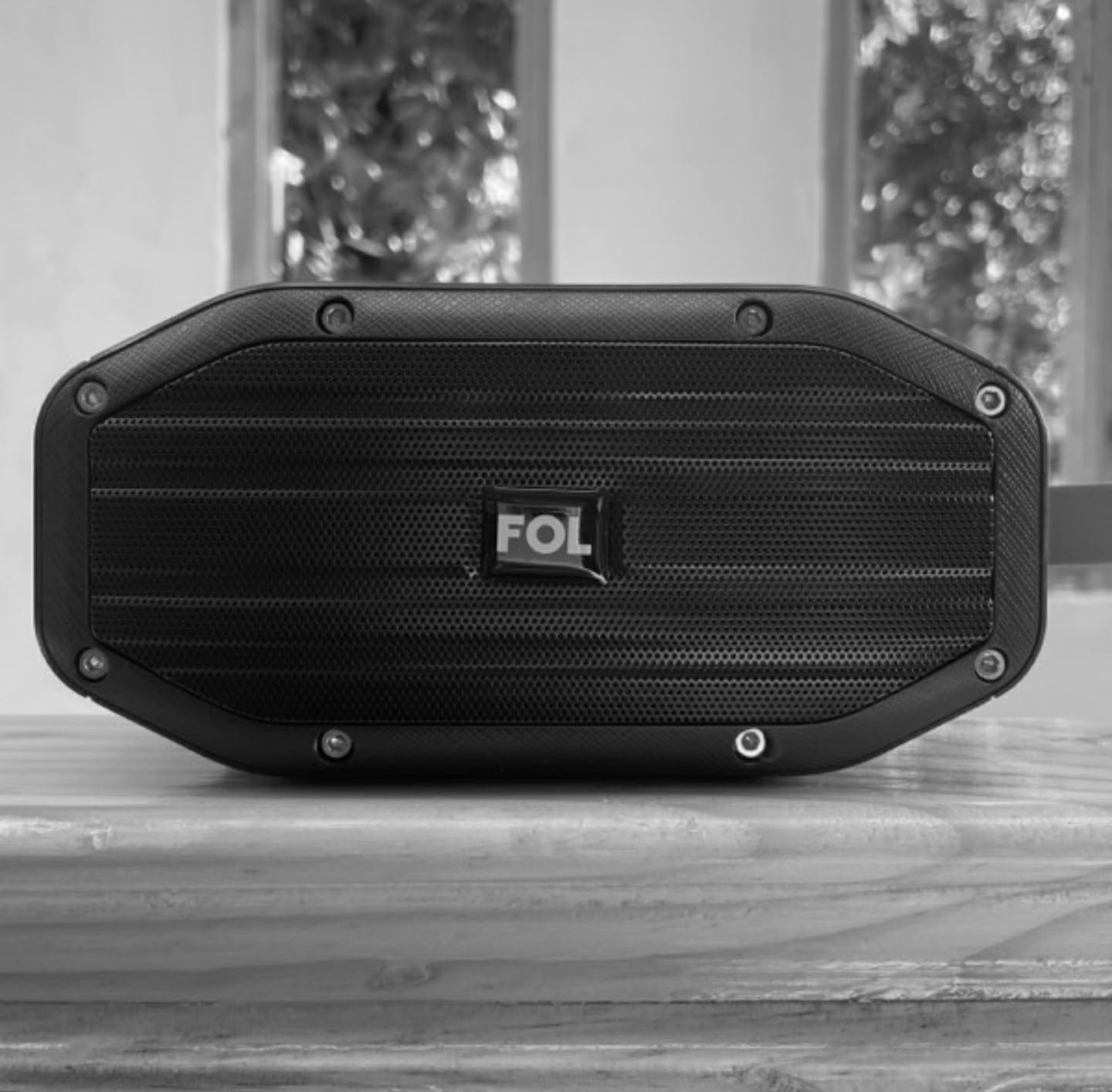 Bocina Bluetooth Fol Panel Solar Y Luz  Recargable Con Radio