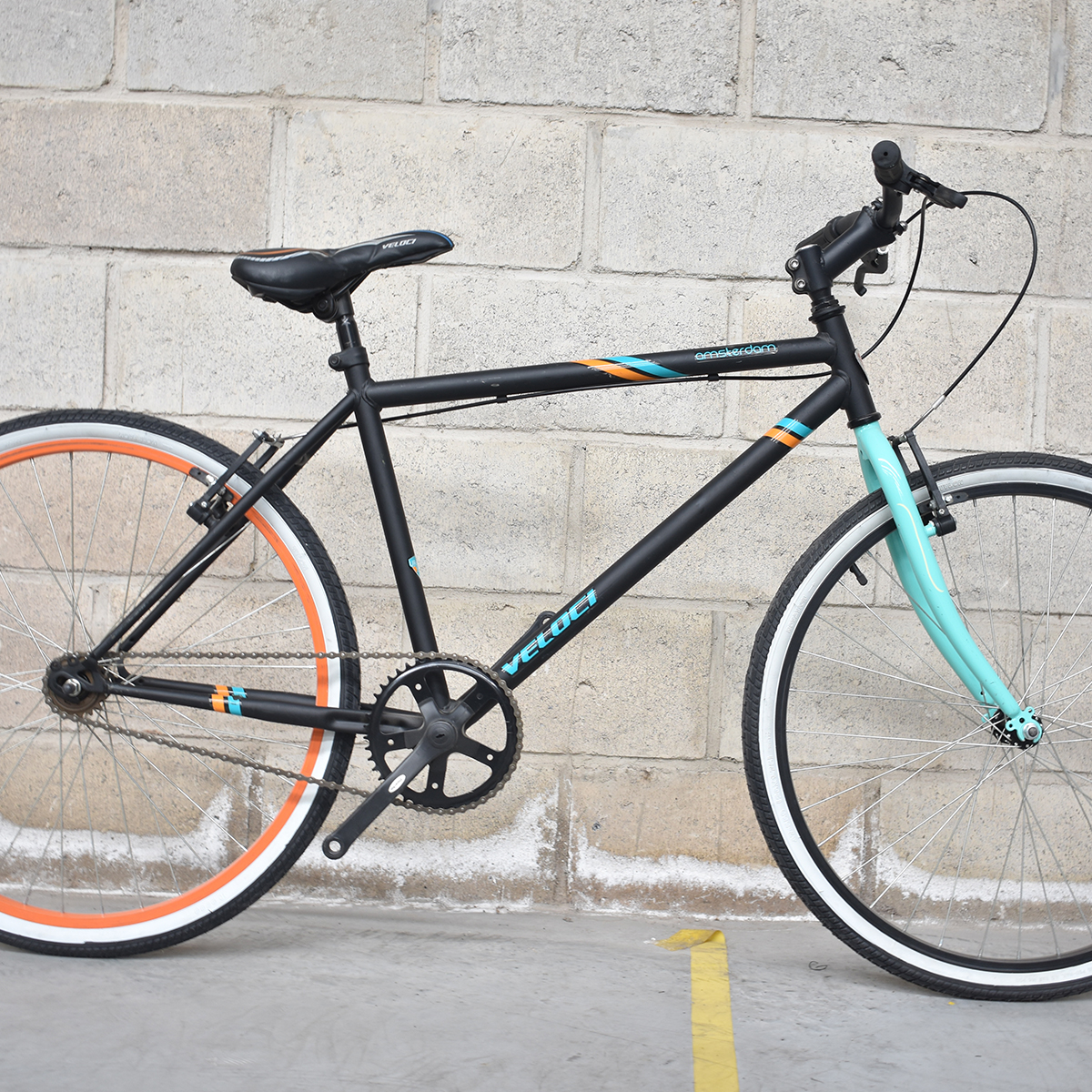 Bicicleta  Veloci Usada Amsterdam R26 Negro