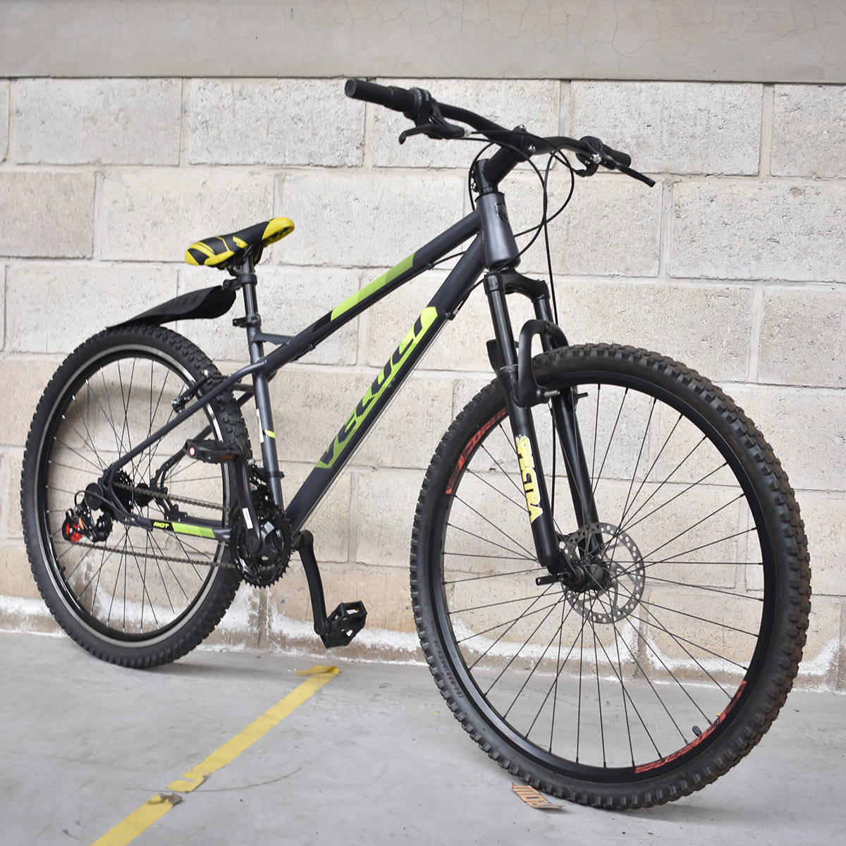 Bicicleta Veloci Usada Riot R29 Negro