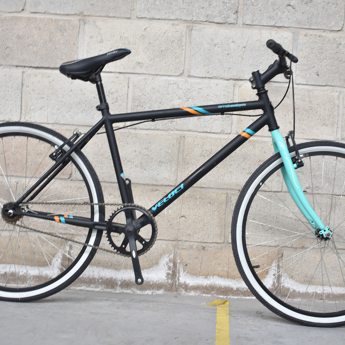 Bicicleta Veloci Usada Amsterdam R26 Negro