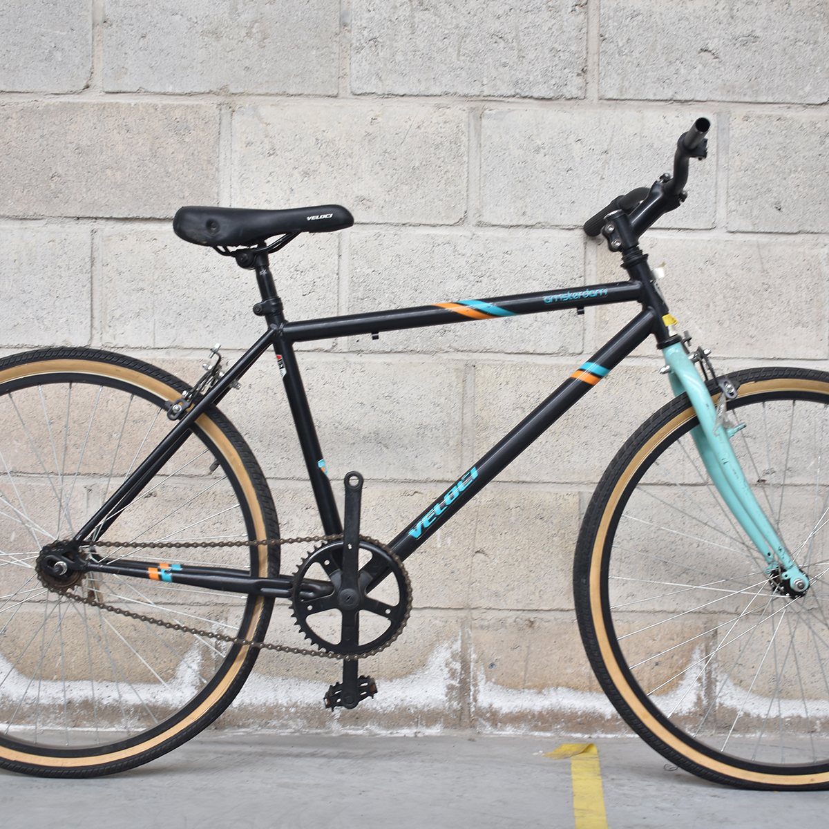 Bicicleta  Veloci Usada Amsterdam R26 Negro