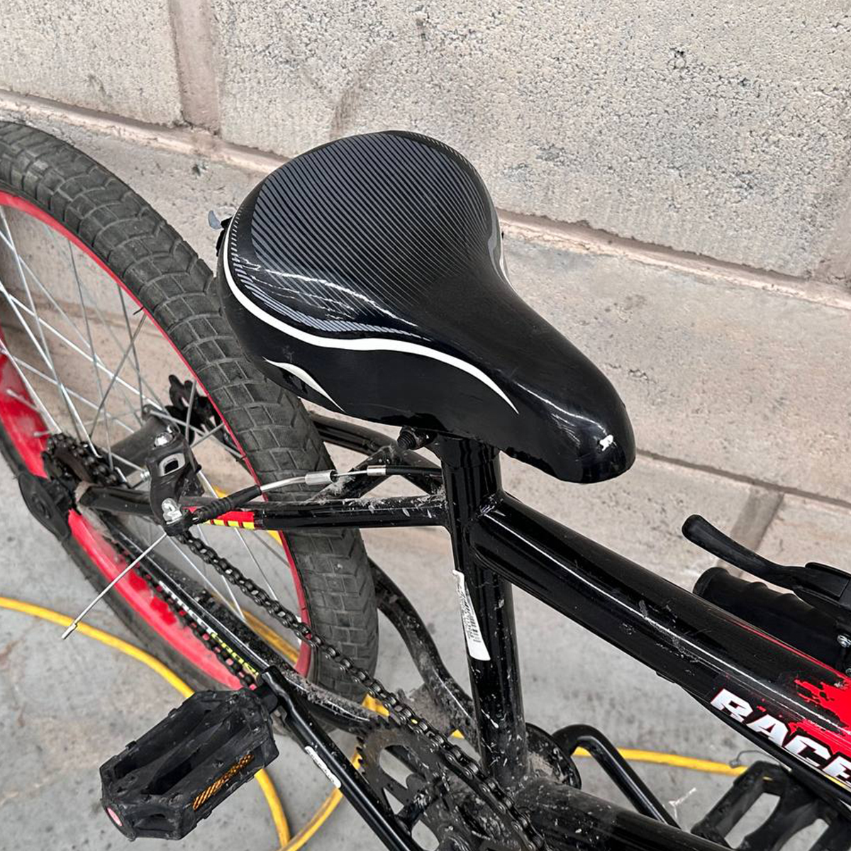 Bicicleta Veloci Usada Street Cross Racer R20 Negro 