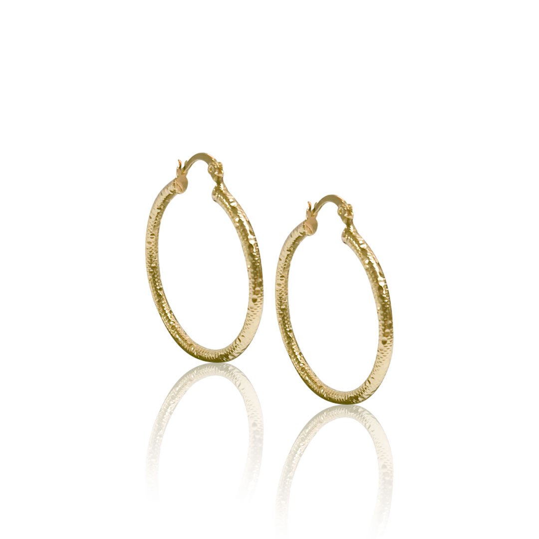 Arracada diamantada.