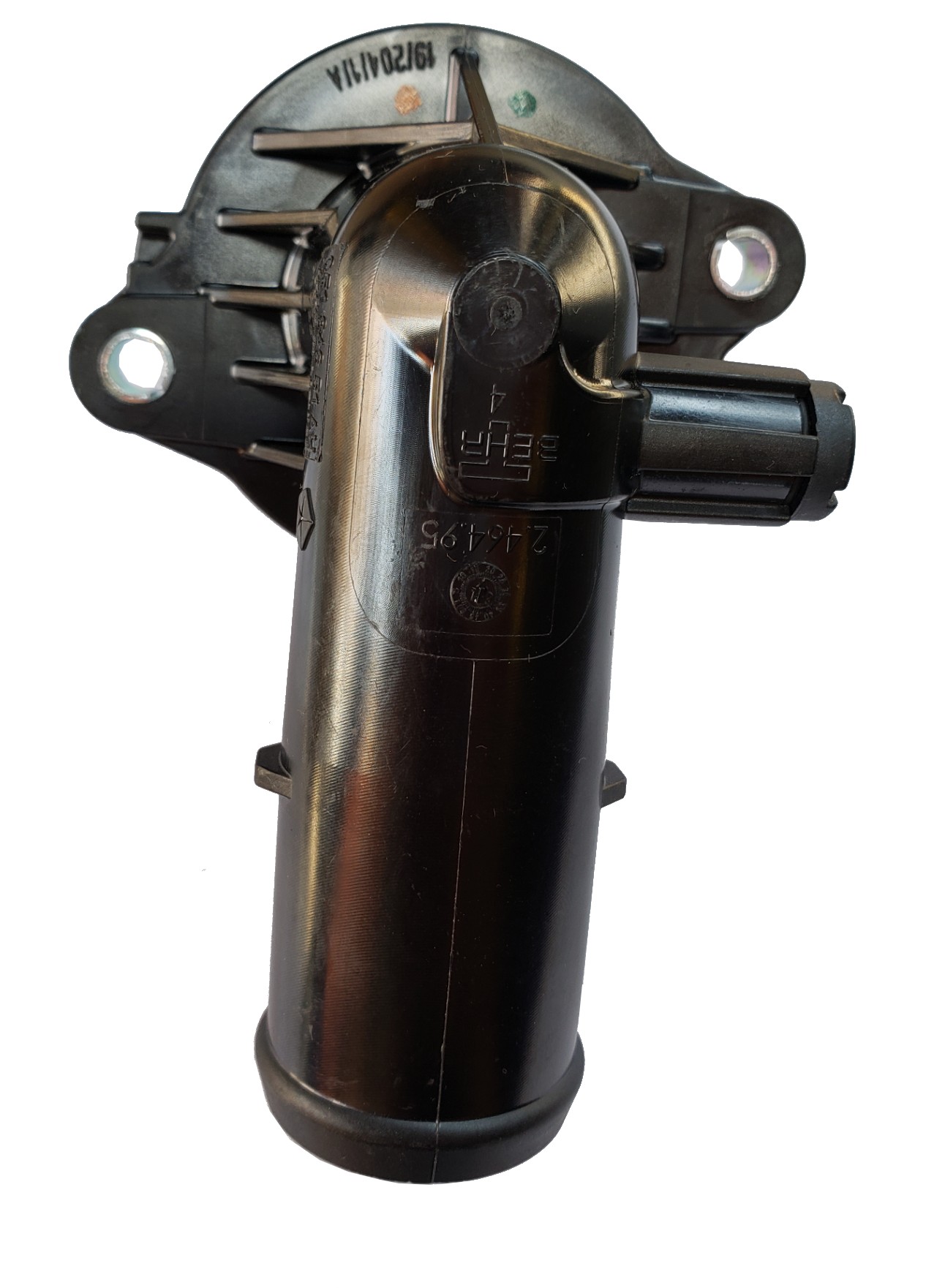 Brida Toma Agua Con Termostato Grand Cherokee 3.6 Original