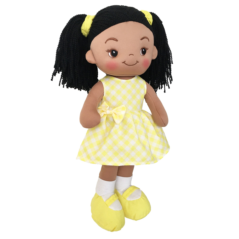 Muñeca De Trapo y Tela Laura Color Amarillo.