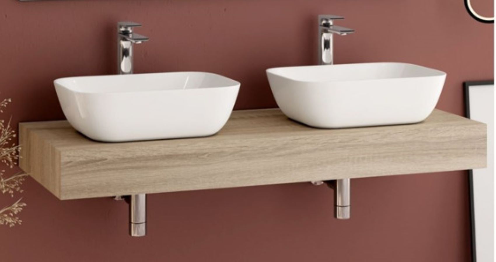 Bancada Sor 120 Hidrofuga Color Cambrian. Estructura de tablero de partículas 16 mm en melamina. Frentes de tablero de partículas de 19 mm en melamina. Cantos aplacados de PVC de 4 mm.  Medida bancada (base): Ancho 120 cms. Fondo 45 cms.  Alto 12 cms