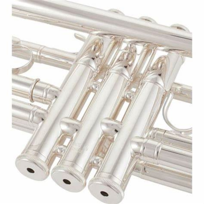 Yamaha Trompeta Dorada Profesional Ytr2330S con Kit de limpieza Jupiter