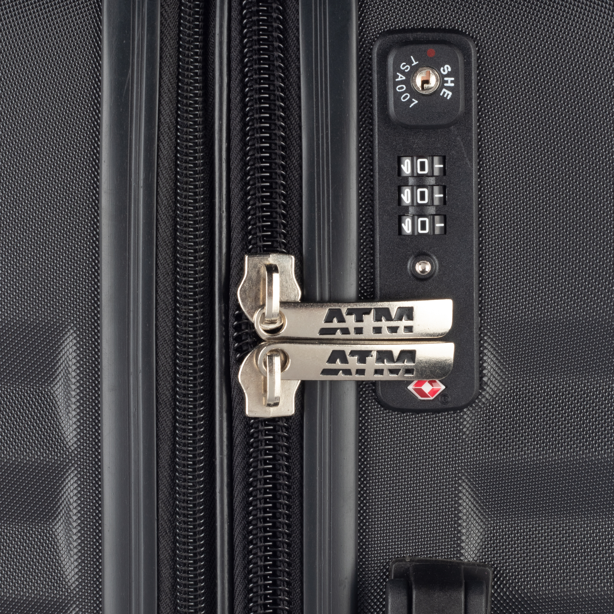 Maleta Rígida ATM Core Negro 24".
