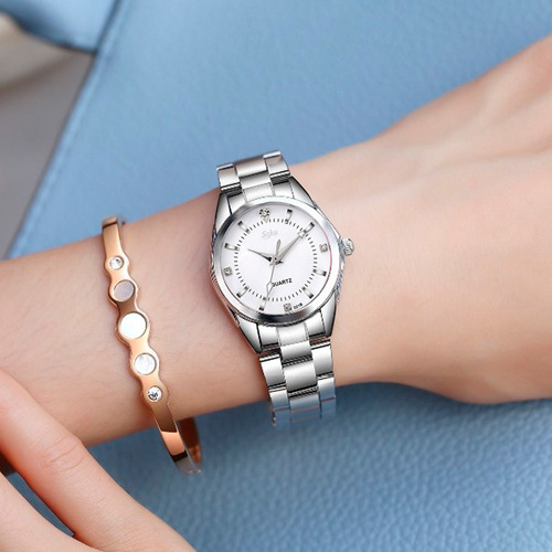 Reloj Mujer Acero Inoxidable Elegante Metal Contra Agua Cx Color de la Correa Blanco