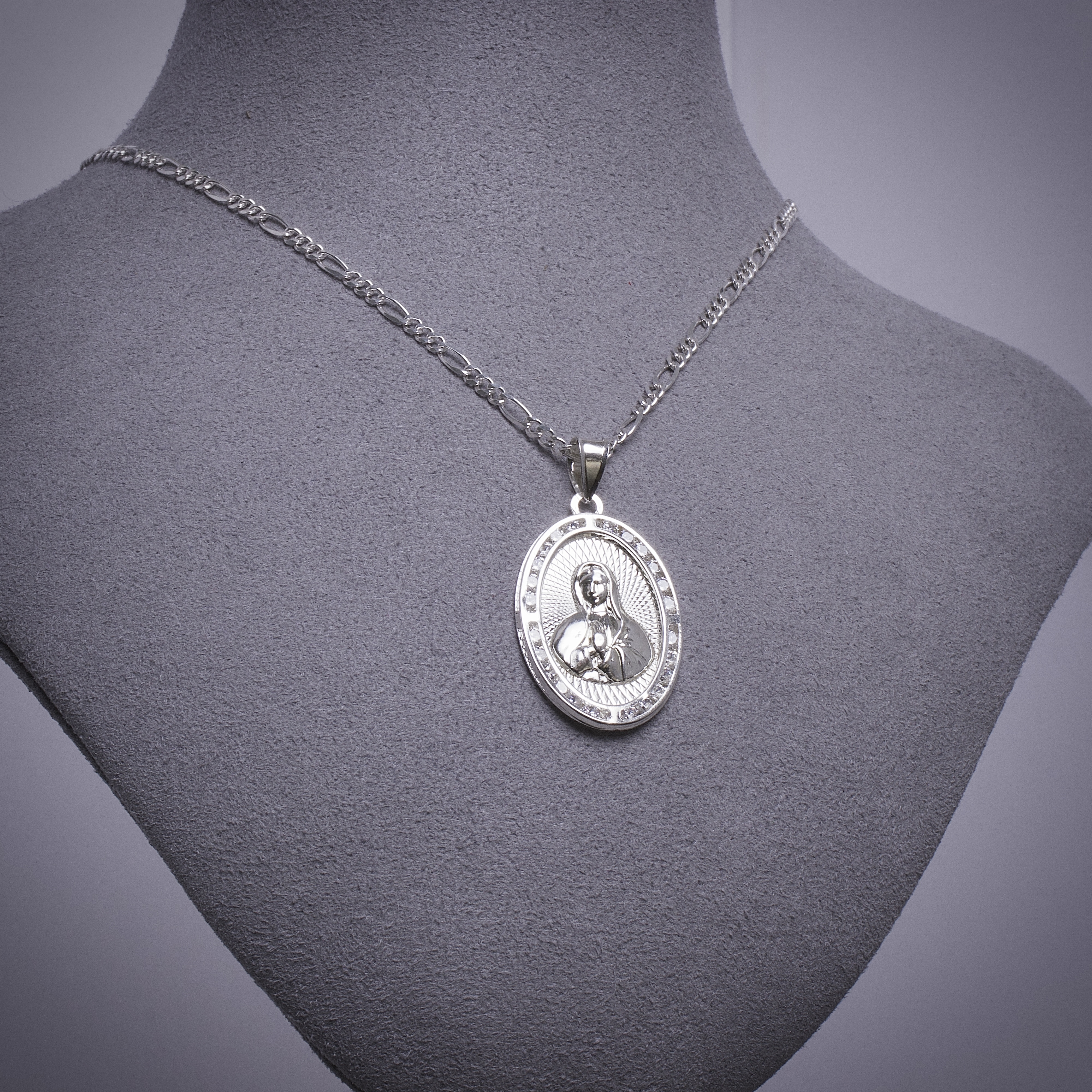 Dije Virgen Guadalupe Oval Con Cadena 50cm - 2.8mm Plata 925