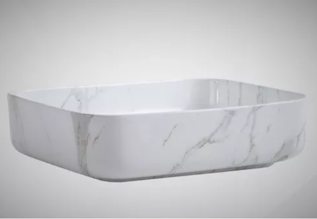 Lavabo Cerámico para Baño TIM, forma rectangular acabado blanco marmoleado. De sobreponer, con diseño europeo ideal para todo tipo de baños. Dimensiones 50.0 x 39.0 x 13.0 cms. (base x altura x profundidad)