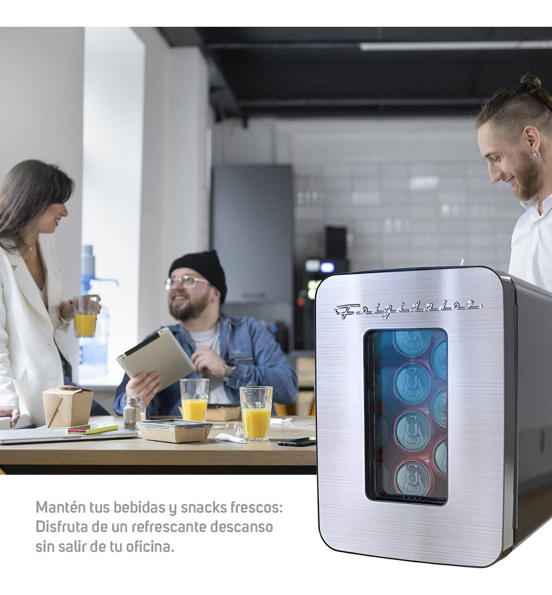 Mini Refri Frigidaire 15 Latas 10L Refrigerador Cosméticos.