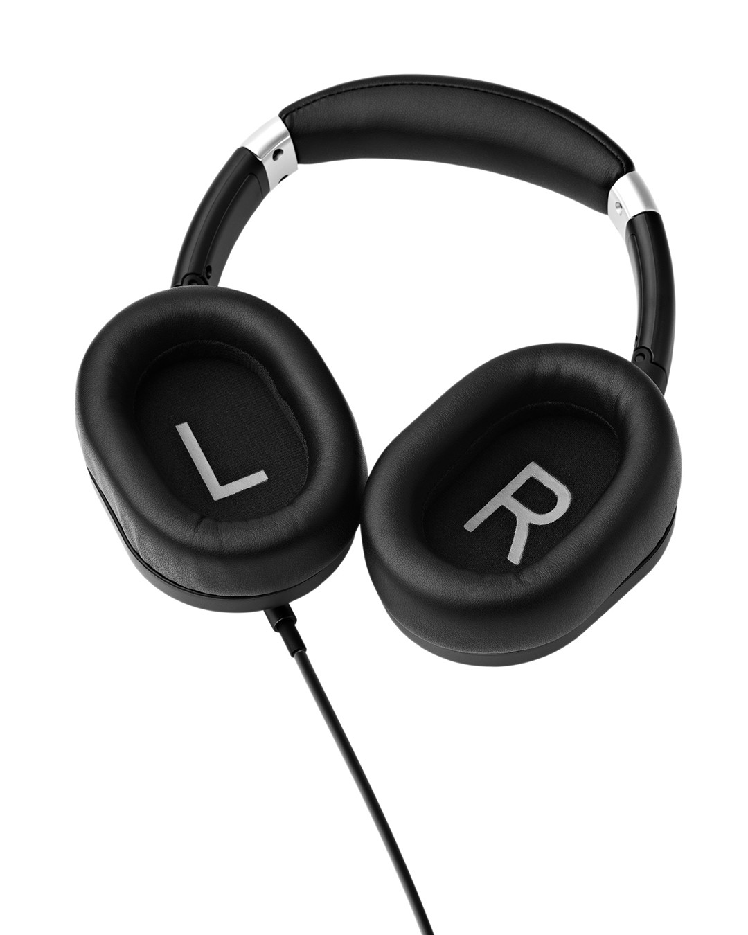 Audífonos Profesionales Hi-X15 por Austrian Audio supraaurales cerrados hechos de aluminio para gran resistencia